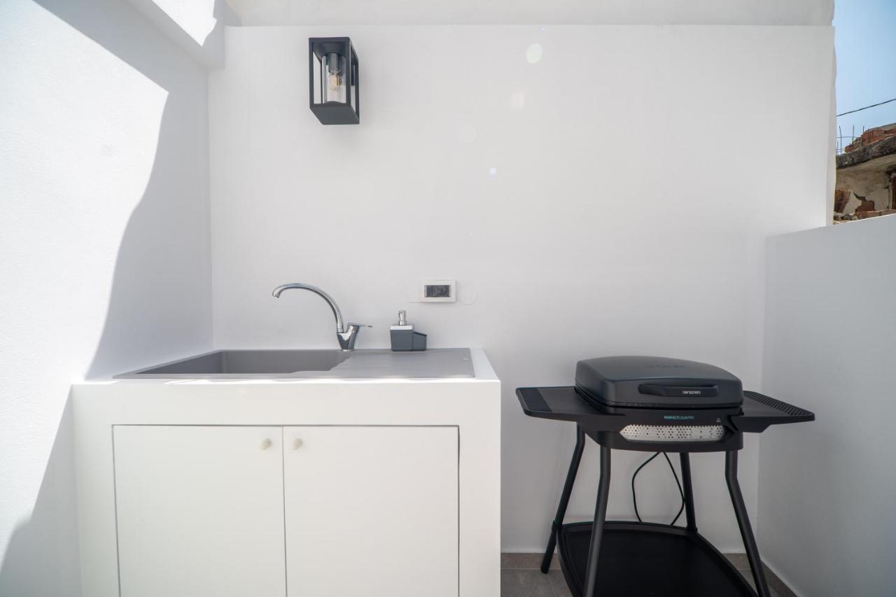 Antigone'S Lux Home 10Mins Walk To Beach, Old Town, City 干尼亞 外观 照片